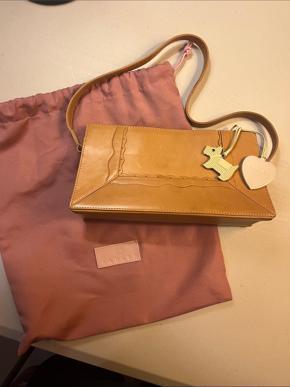 RADLEY LONDON Tan Leather Crossbody with Scottie & Heart Charms